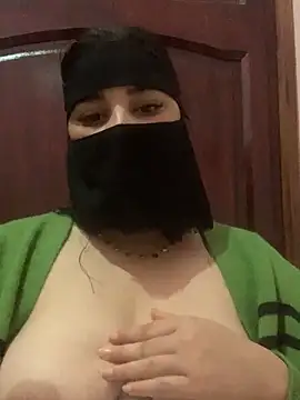 Snapshot of Miss-Soka chatting on 12/29/24, 05:53 Miss-Soka online show from 12/29/24, 05:53