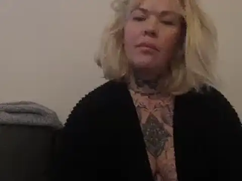 blondy40 online show from 03/11/25, 10:42