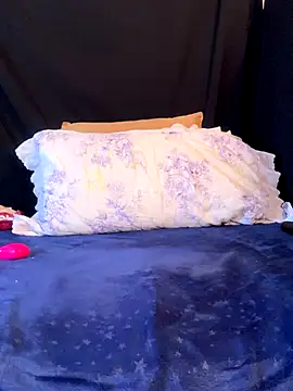 Veyolla Beau online show from 10/20/25, 08:09