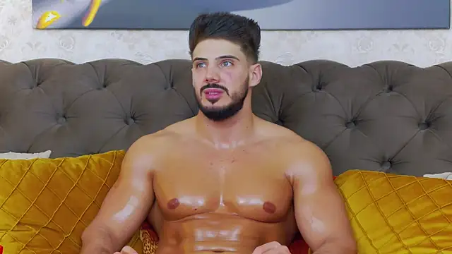 Snapshot of DustinKeent chatting on 02/06/25, 08:56 DustinKeent online show from 02/06/25, 08:56