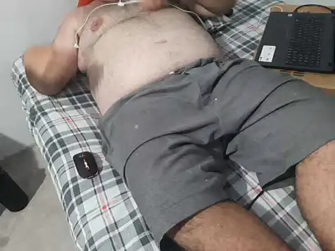 mfreitas005 online show from 02/11/25, 10:50