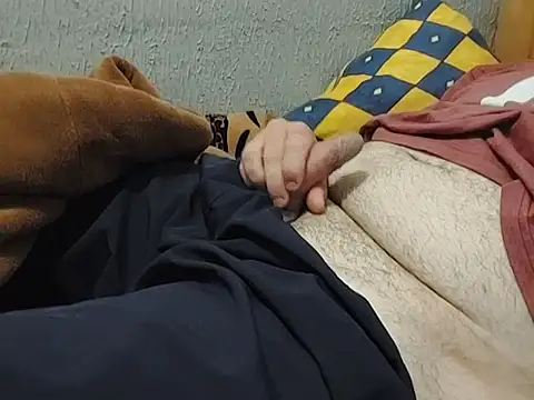 mfreitas005 online show from 10/16/25, 12:00