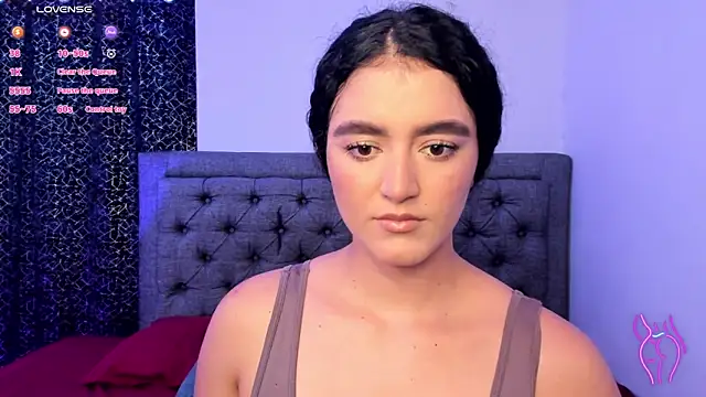 Snapshot of Adhara-zanne chatting on 05/25/26, 04:02 Adhara-zanne online show from 05/25/26, 04:02