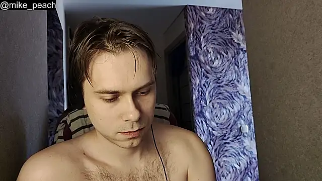 Snapshot of mike_peach chatting on 02/21/26, 08:04 mike peach online show from 02/21/26, 08:04