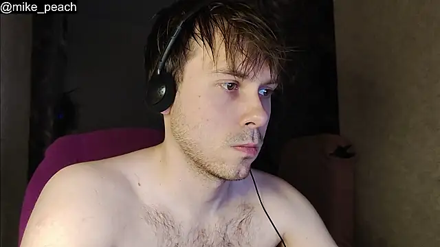 Snapshot of mike_peach chatting on 02/27/26, 11:49 mike peach online show from 02/27/26, 11:49