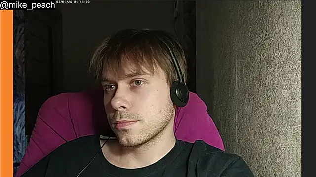 Snapshot of mike_peach chatting on 02/28/26, 10:44 mike peach online show from 02/28/26, 10:44