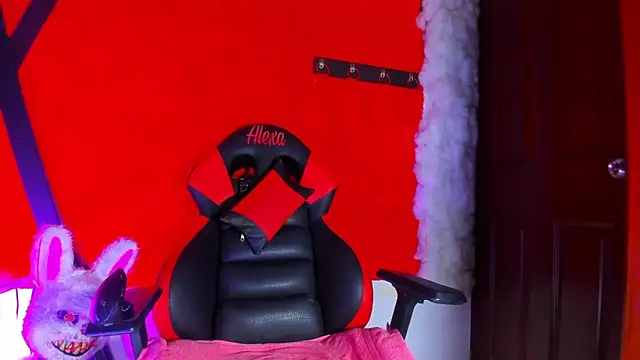 LilOwen  online show from 03/21/26, 09:07