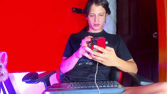 LilOwen  online show from 04/02/26, 05:43