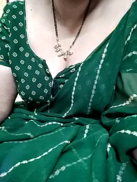 Snapshot of sunitha-3 chatting on 02/27/25, 02:43 sunitha-3 online show from 02/27/25, 02:43