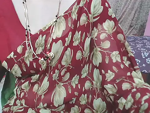 Snapshot of sunitha-3 chatting on 09/19/25, 06:26 sunitha-3 online show from 09/19/25, 06:26