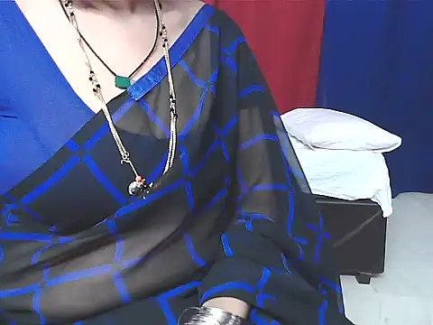 sunitha-3 online show from 01/15/26, 06:40