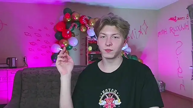 TheMikeSever online show from 12/26/24, 06:12