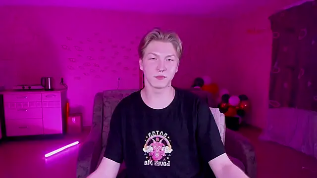 TheMikeSever online show from 01/15/25, 06:40