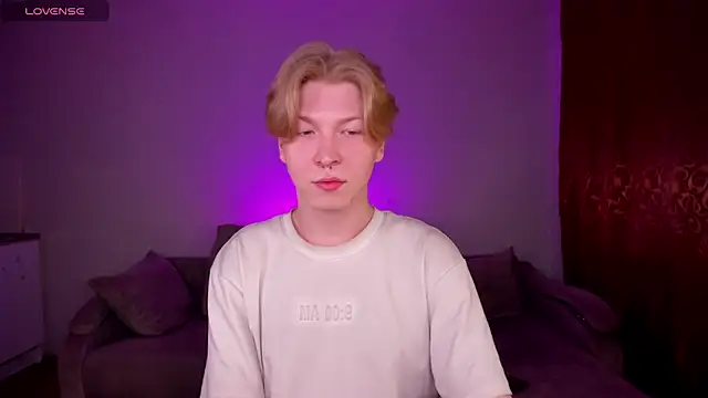 TheMikeSever online show from 04/11/26, 12:04