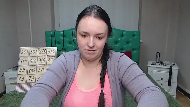 IsabelBlackberry online show from 01/30/25, 03:08