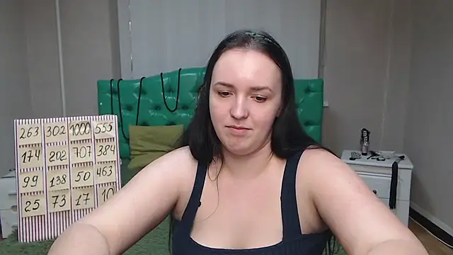 IsabelBlackberry online show from 02/01/25, 12:05