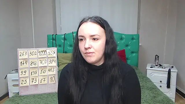 IsabelBlackberry online show from 02/07/25, 06:03