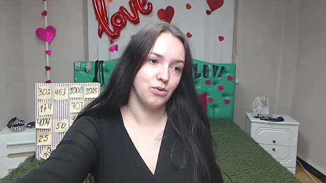 IsabelBlackberry online show from 10/03/25, 05:48