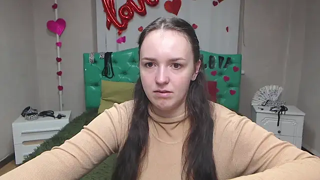 IsabelBlackberry online show from 10/16/25, 05:19