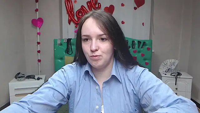 IsabelBlackberry online show from 10/17/25, 05:10