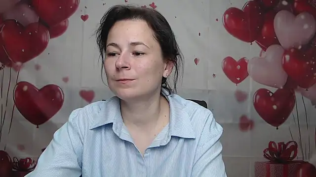 Snapshot of MarieSho chatting on 05/18/26, 04:07 MarieSho online show from 05/18/26, 04:07