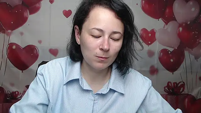 Snapshot of MarieSho chatting on 05/20/26, 06:19 MarieSho online show from 05/20/26, 06:19