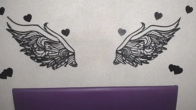 JasmineKouch online show from 10/08/25, 05:21