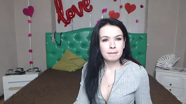 Snapshot of JasmineKouch chatting on 03/19/26, 06:39 JasmineKouch online show from 03/19/26, 06:39