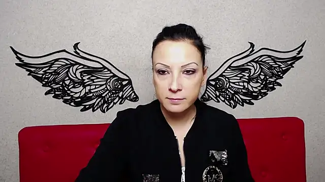 Snapshot of ElizabethSho chatting on 12/06/24, 09:13 ElizabethSho online show from 12/06/24, 09:13