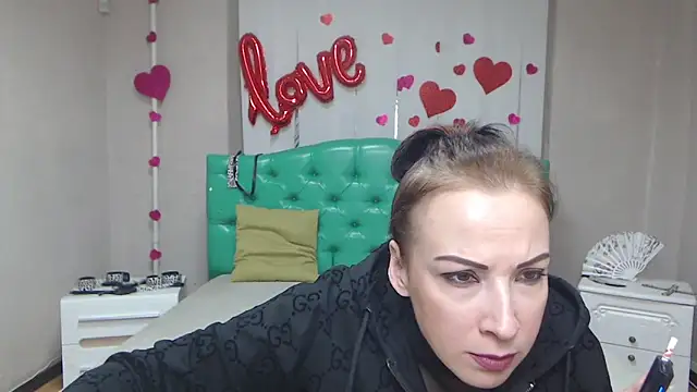 ElizabethSho online show from 03/27/26, 06:07