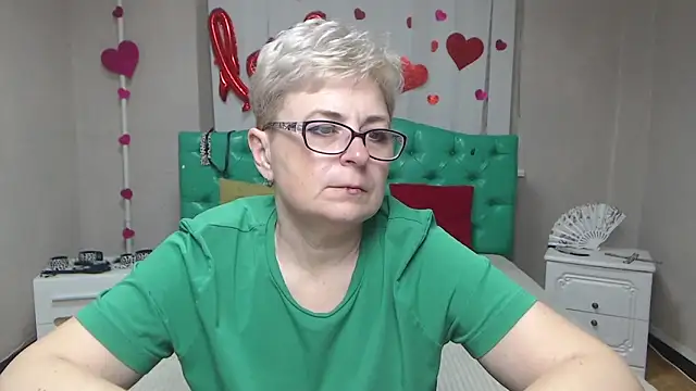 EmiliaGree online show from 03/26/26, 06:13