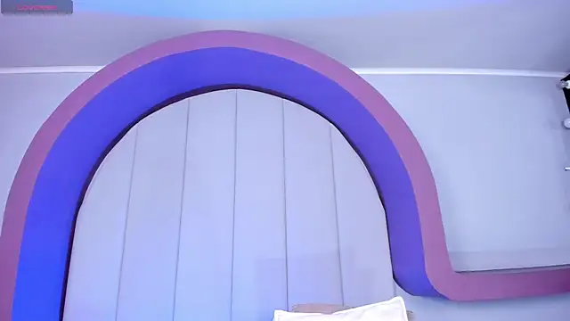 celestelewis online show from 10/11/25, 07:34