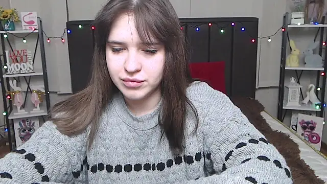 LauraHlot online show from 02/10/25, 12:52