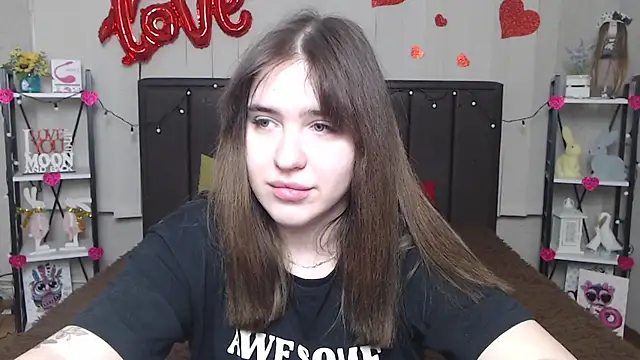 LauraHlot online show from 02/17/25, 09:30