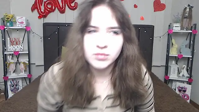 LauraHlot online show from 02/19/25, 06:10