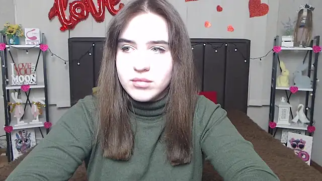 LauraHlot online show from 02/20/25, 09:42