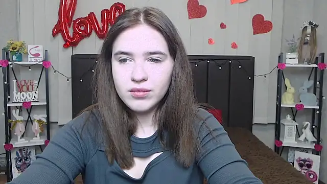 LauraHlot online show from 02/22/25, 06:08