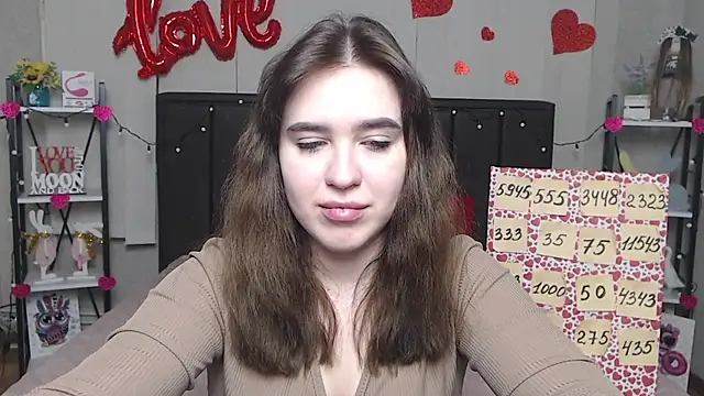 LauraHlot online show from 02/27/25, 09:47