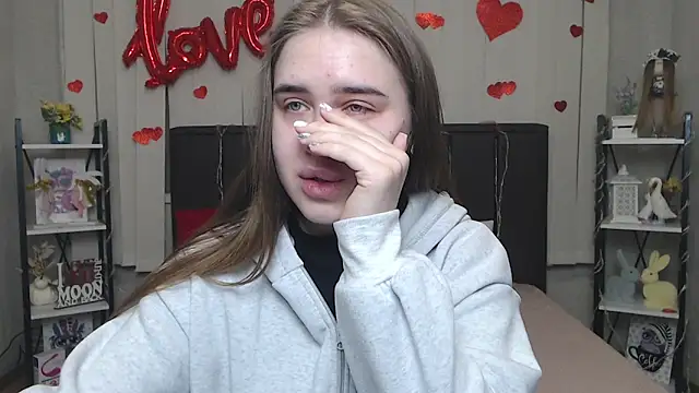 LauraHlot online show from 02/22/26, 06:24