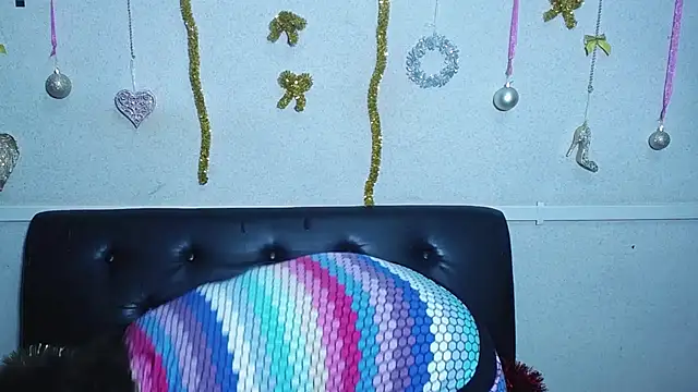 LuciaMii online show from 12/29/24, 09:09