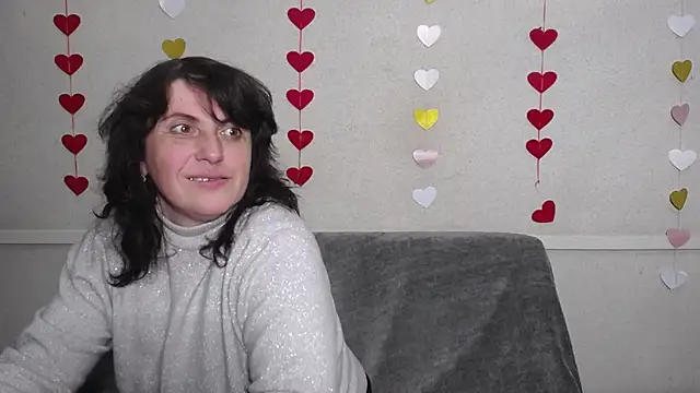 LuciaMii online show from 02/26/25, 12:05