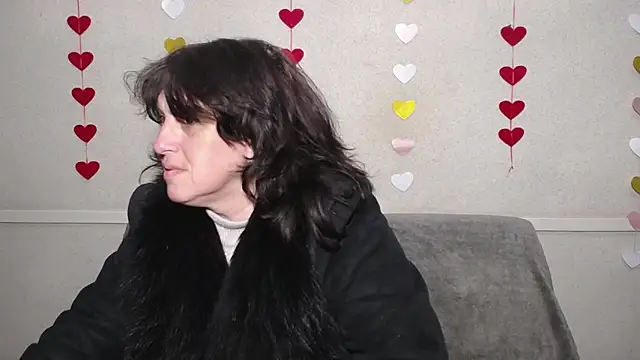 LuciaMii online show from 02/28/25, 01:47