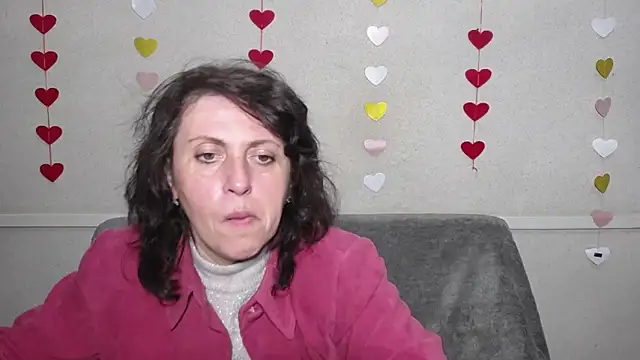 LuciaMii online show from 02/28/25, 06:09