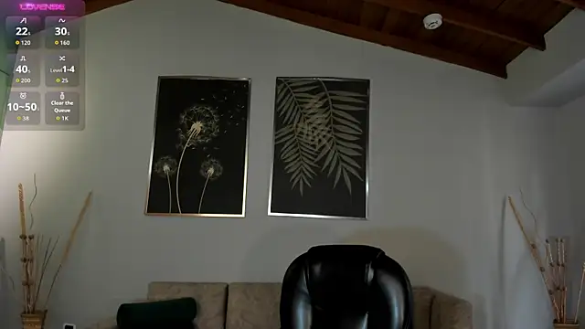 ValeriaVelvet online show from 11/26/25, 12:17