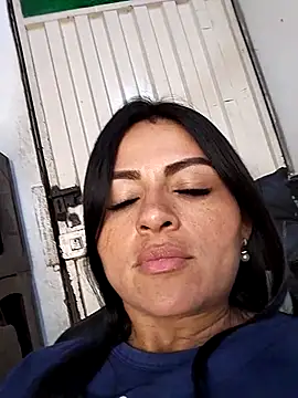 Linda Lars online show from 10/01/25, 03:12