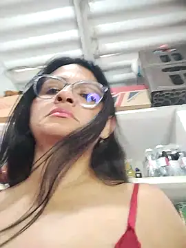 Linda Lars online show from 11/05/25, 03:12