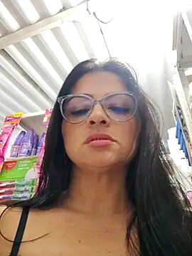 Linda Lars online show from 12/20/25, 02:40