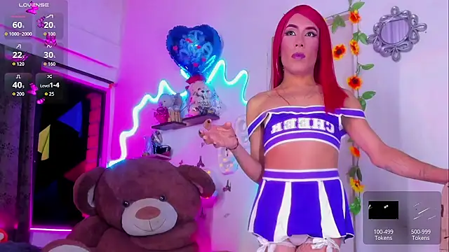 daniela bigcock22 online show from 11/28/25, 03:53