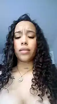 MarieLeon online show from 01/18/25, 10:39