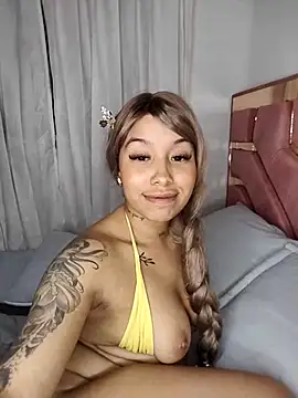 MarieLeon online show from 03/13/25, 12:16